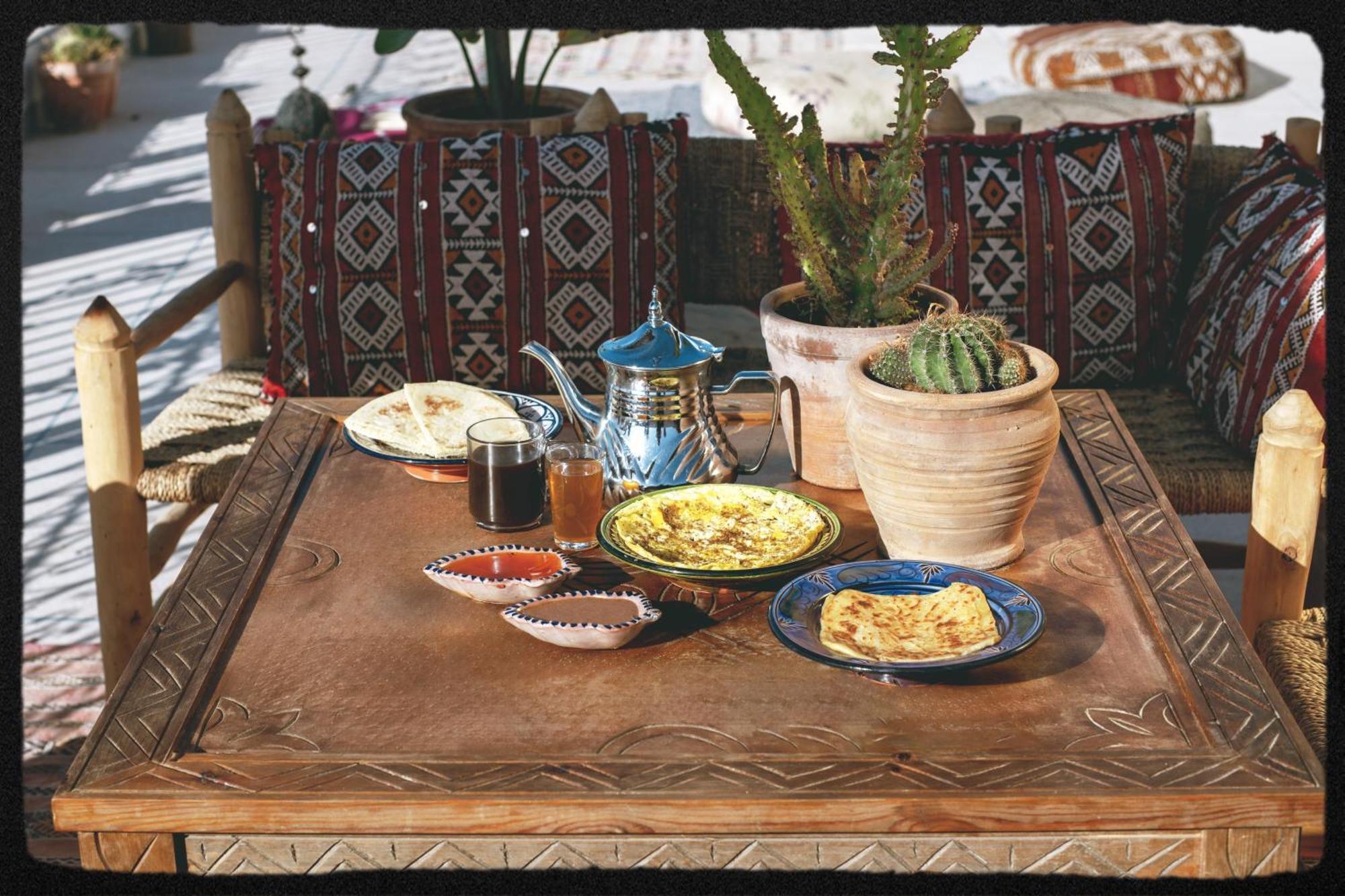 Cactus Surf House Hostel Tamraght Bagian luar foto